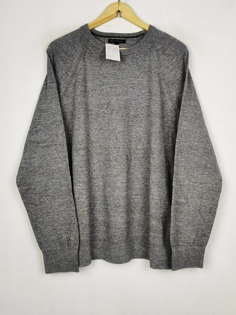 Buy online pre-used pre-loved 100% authentic & Original branded Banana Republic (JS-9169) available in Pakistan. Top international brands avilable.