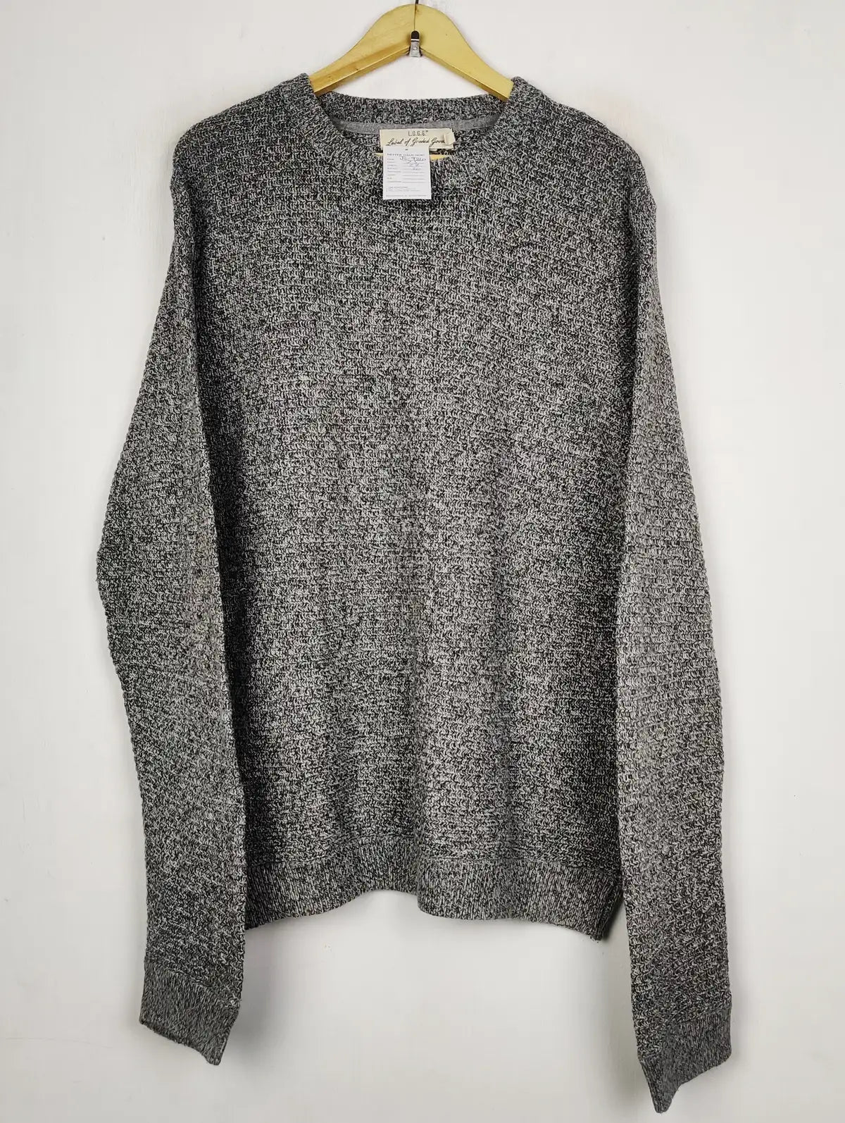 Buy online pre-used pre-loved 100% authentic & Original branded H&M (JS-9210) available in Pakistan. Top international brands avilable.