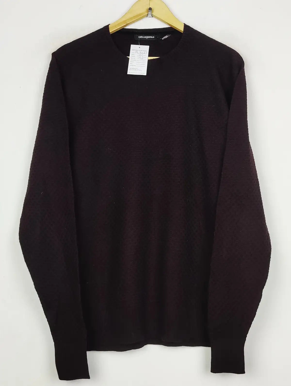 Buy online pre-used pre-loved 100% authentic & Original branded Karl Lagerfeld (JS-9273) available in Pakistan. Top international brands avilable.