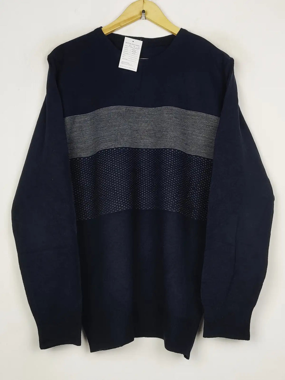 Buy online pre-used pre-loved 100% authentic & Original branded Alan Paine (JS-9274) available in Pakistan. Top international brands avilable.