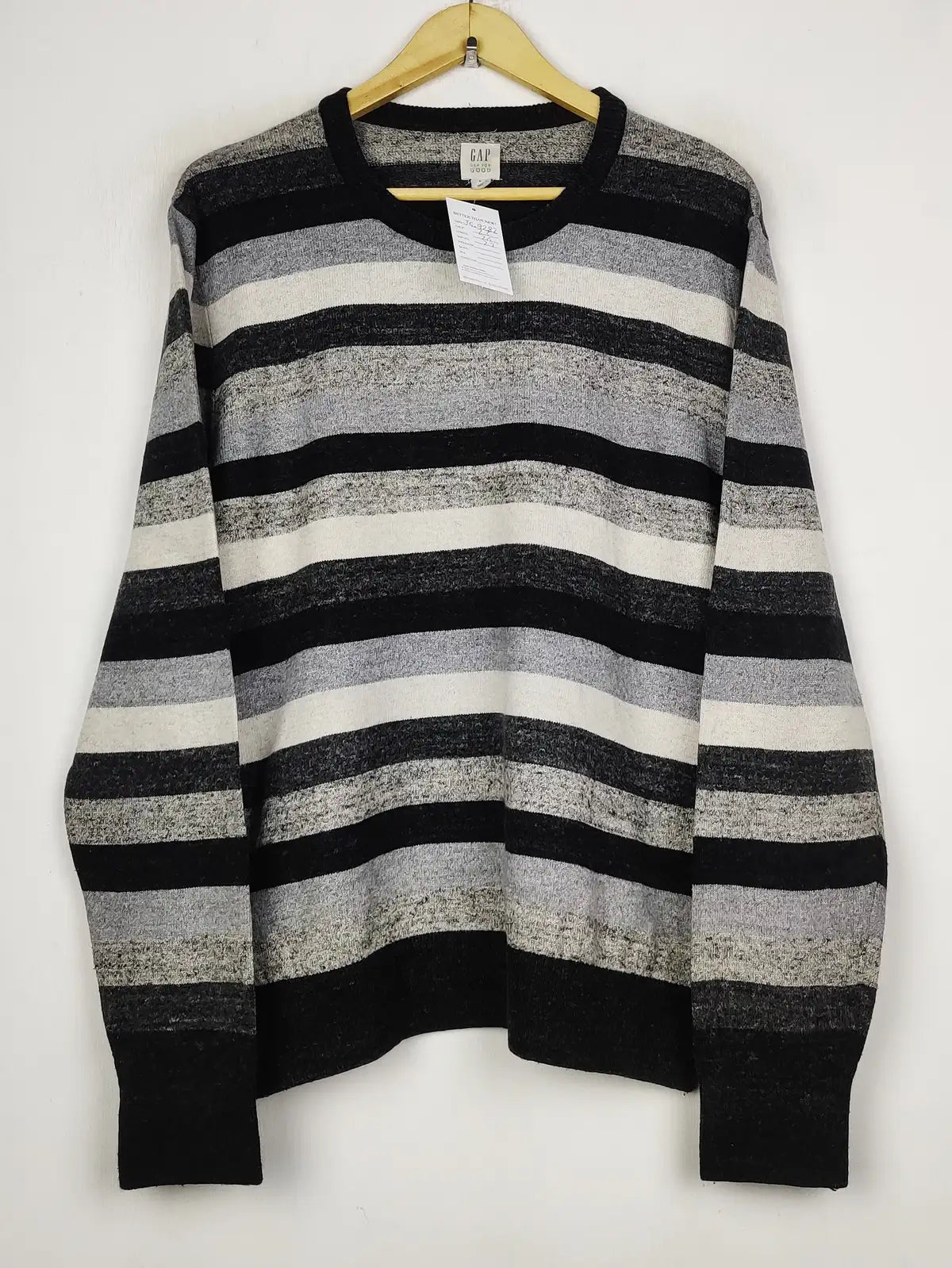 Buy online pre-used pre-loved 100% authentic & Original branded Gap (JS-9282) available in Pakistan. Top international brands avilable.