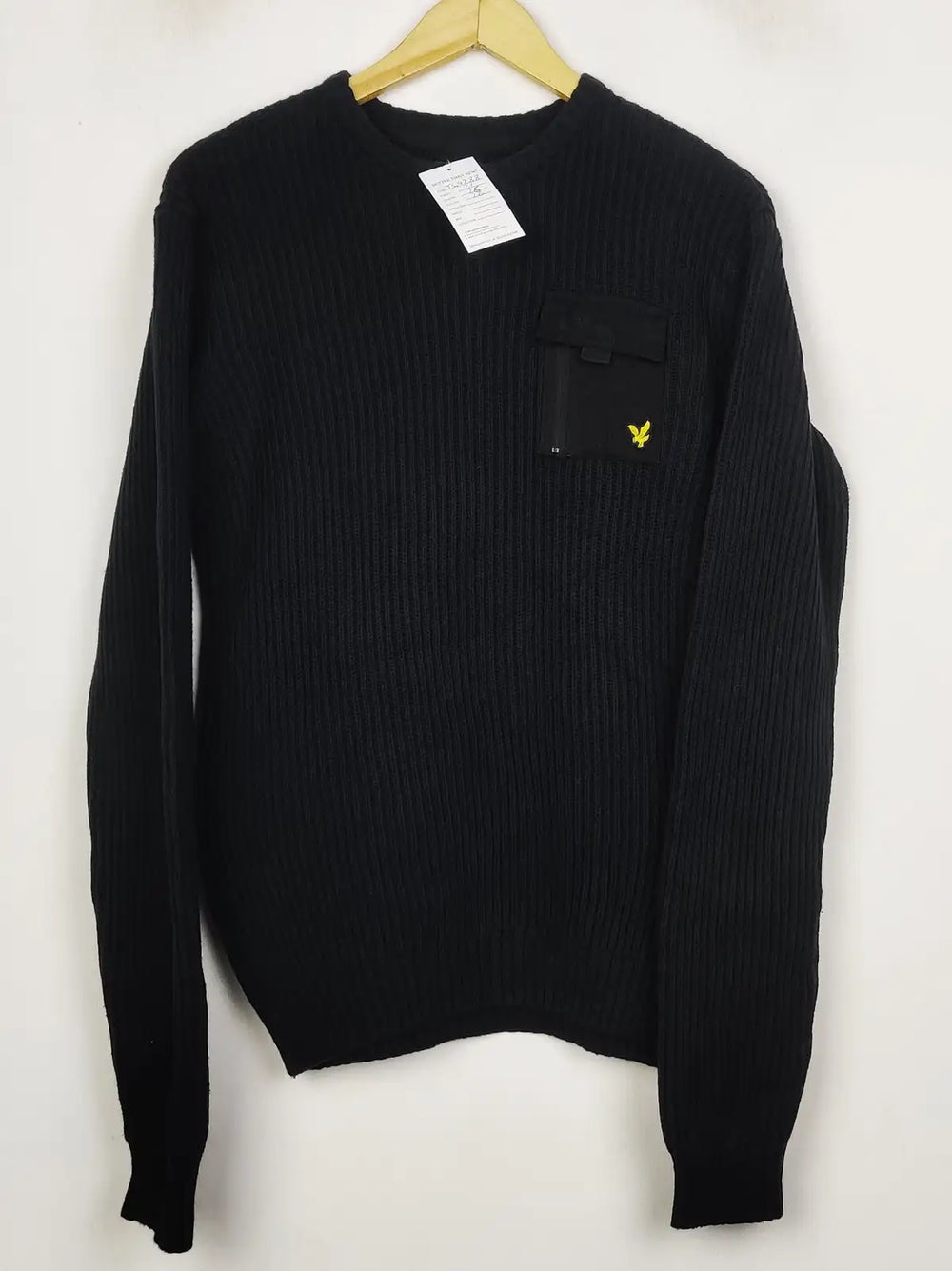 Buy online pre-used pre-loved 100% authentic & Original branded Lyle & Scott (JS-9288) available in Pakistan. Top international brands avilable.
