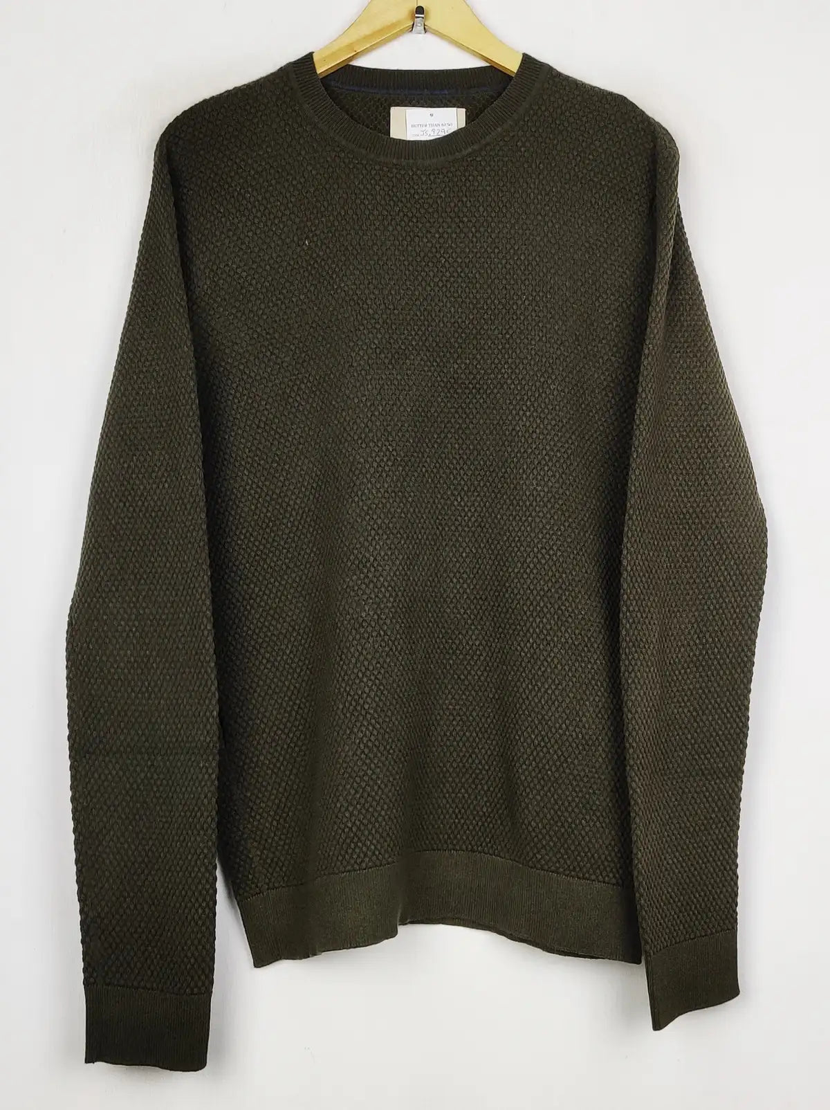 Buy online pre-used pre-loved 100% authentic & Original branded Jack & Jones (JS-9295) available in Pakistan. Top international brands avilable.