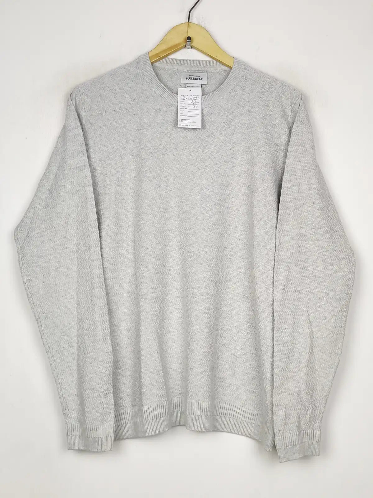 Buy online pre-used pre-loved 100% authentic & Original branded Pull&Bear (JS-9327) available in Pakistan. Top international brands avilable.