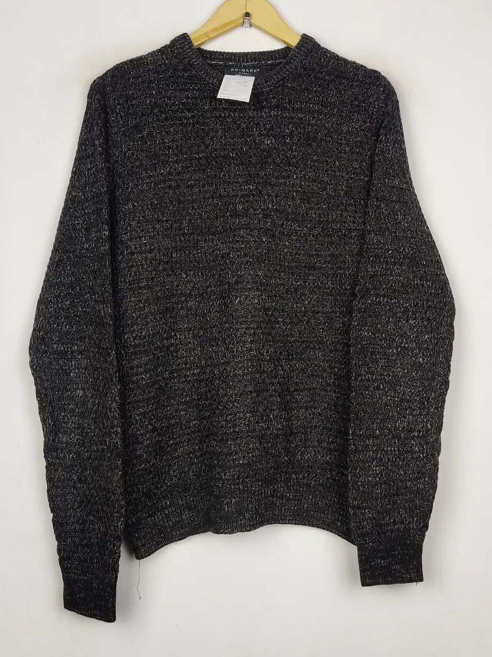 Buy online pre-used pre-loved 100% authentic & Original branded Primark (JS-9334) available in Pakistan. Top international brands avilable.