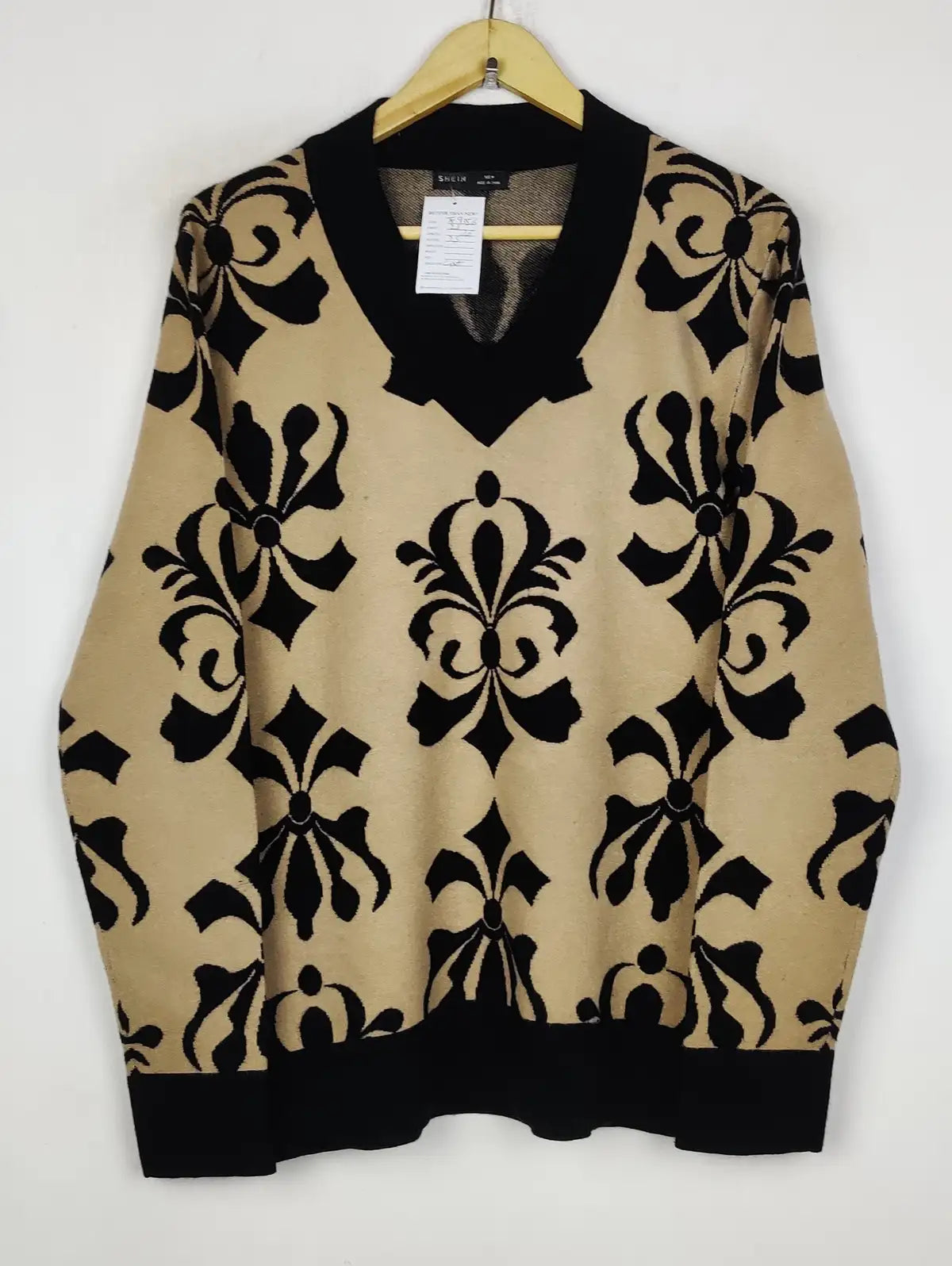 Buy online pre-used pre-loved 100% authentic & Original branded Shein (JS-9356) available in Pakistan. Top international brands avilable.