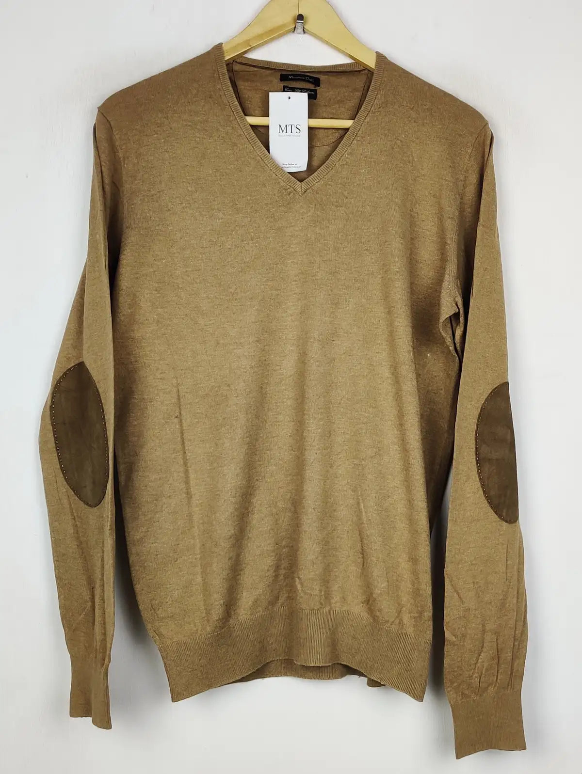 Buy online pre-used pre-loved 100% authentic & Original branded Massimo Dutti (JS-9401) available in Pakistan. Top international brands avilable.