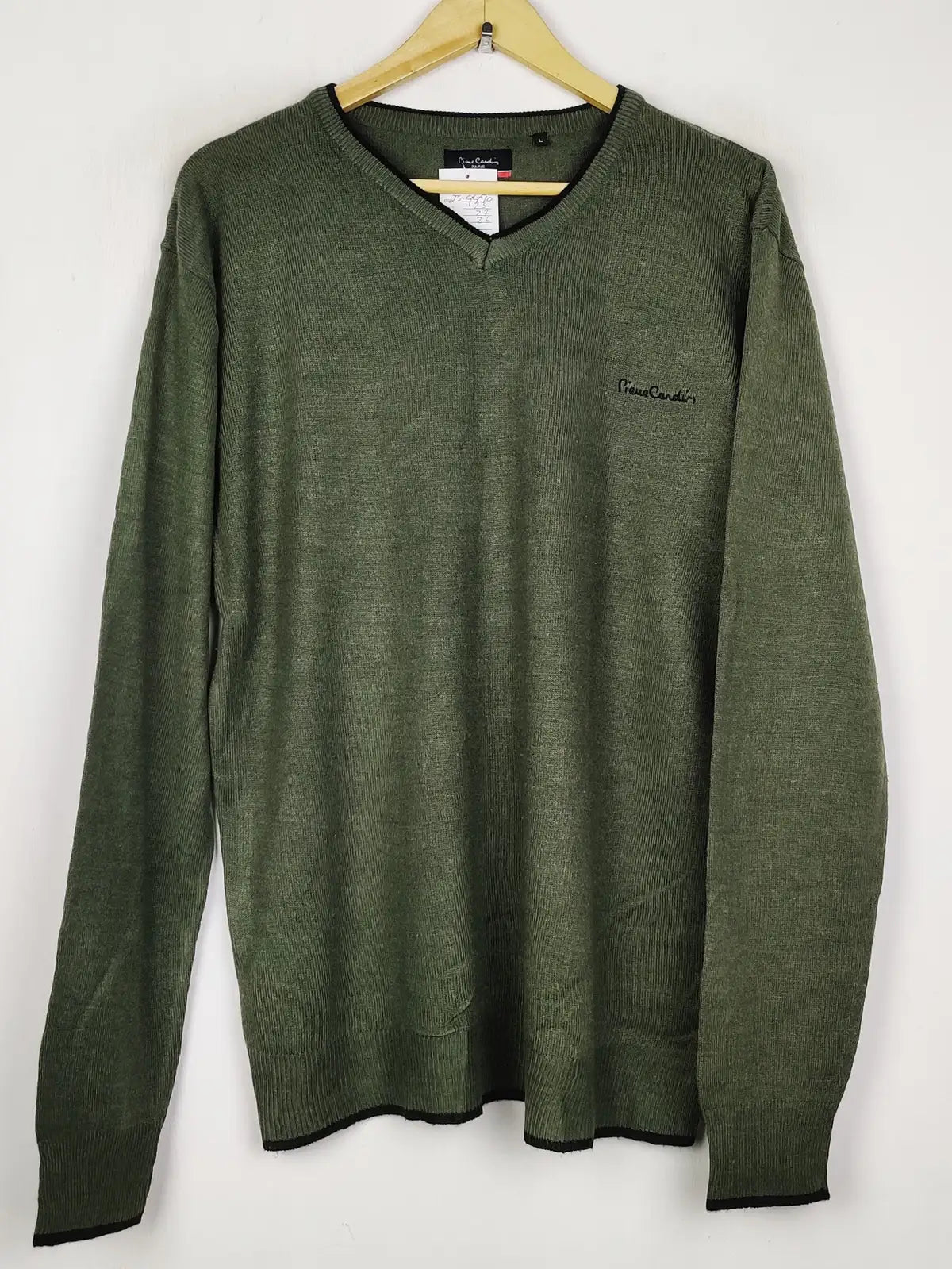 Buy online pre-used pre-loved 100% authentic & Original branded Pierre Cardin (JS-9490) available in Pakistan. Top international brands avilable.
