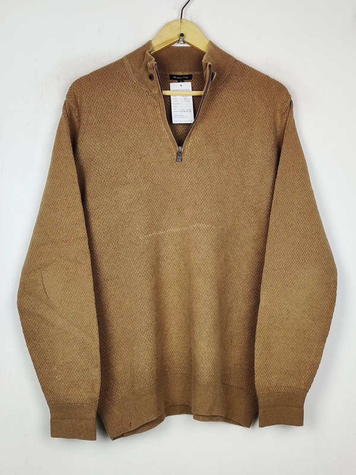 Buy online pre-used pre-loved 100% authentic & Original branded Massimo Dutti (JS-9515) available in Pakistan. Top international brands avilable.
