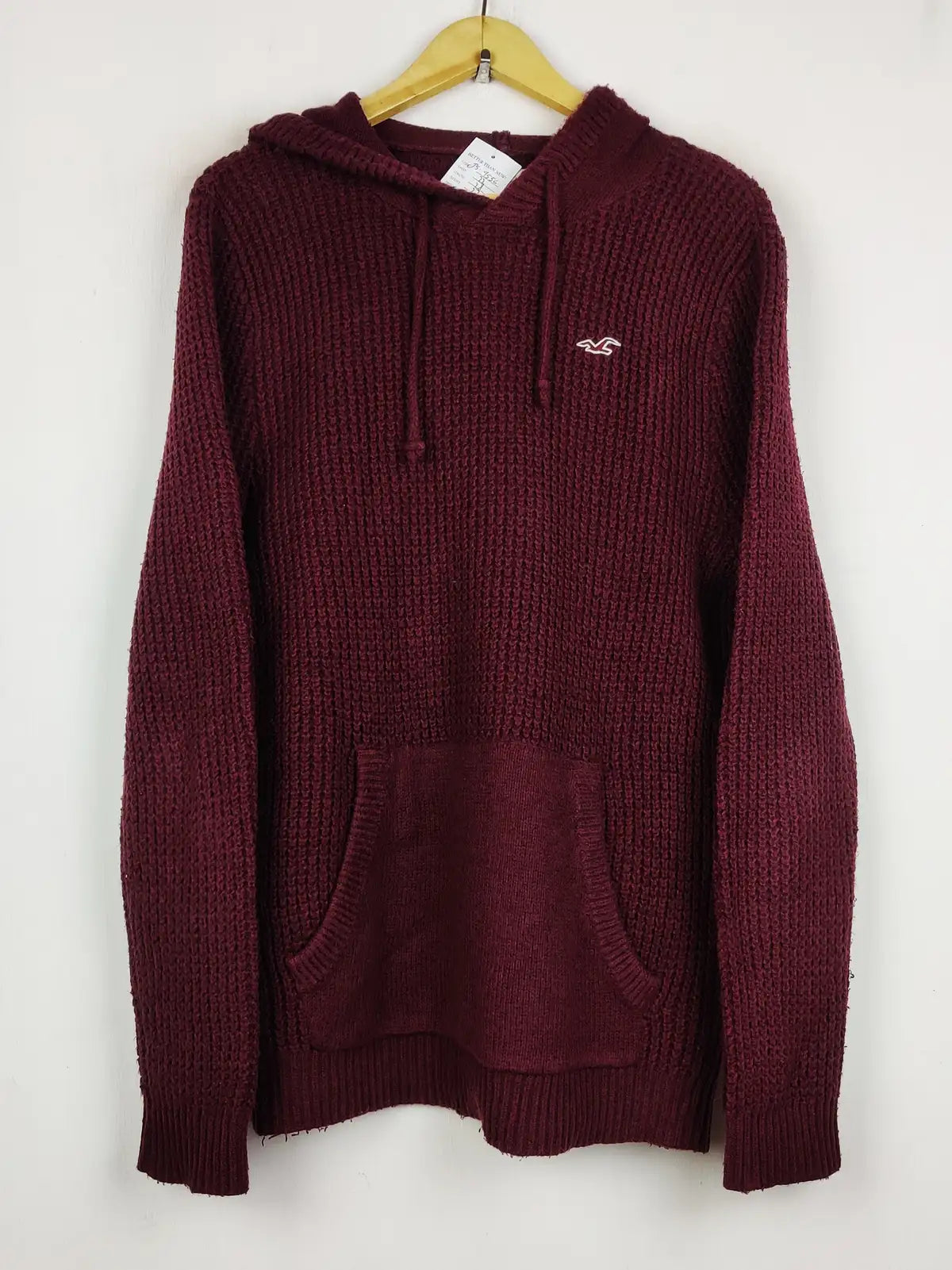 Buy online pre-used pre-loved 100% authentic & Original branded Hollister (JS-9556) available in Pakistan. Top international brands avilable.