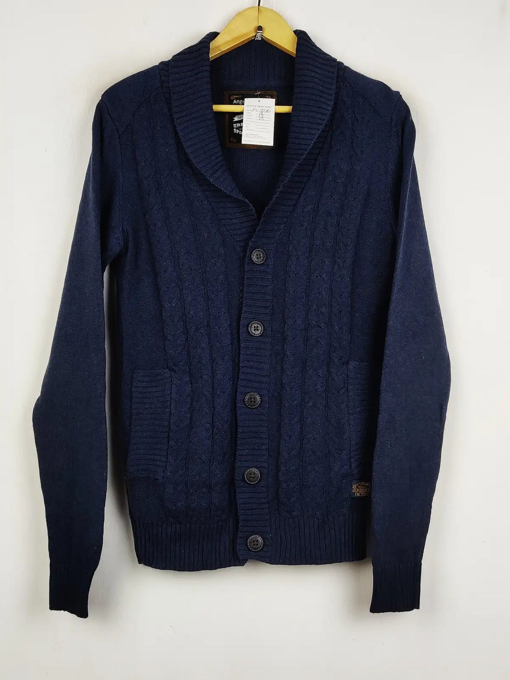 Buy online pre-used pre-loved 100% authentic & Original branded Angelo Litrico (JS-9561) available in Pakistan. Top international brands avilable.
