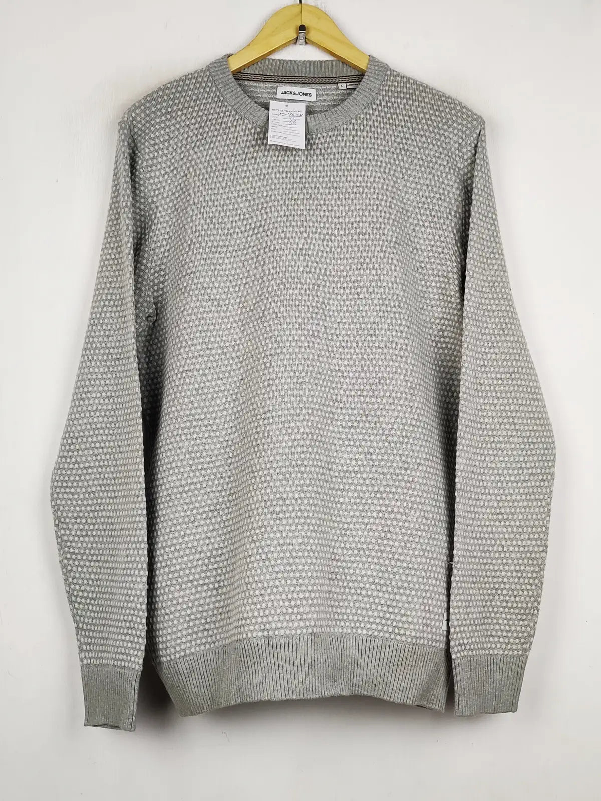 Buy online pre-used pre-loved 100% authentic & Original branded Jack & Jones (JS-9568) available in Pakistan. Top international brands avilable.