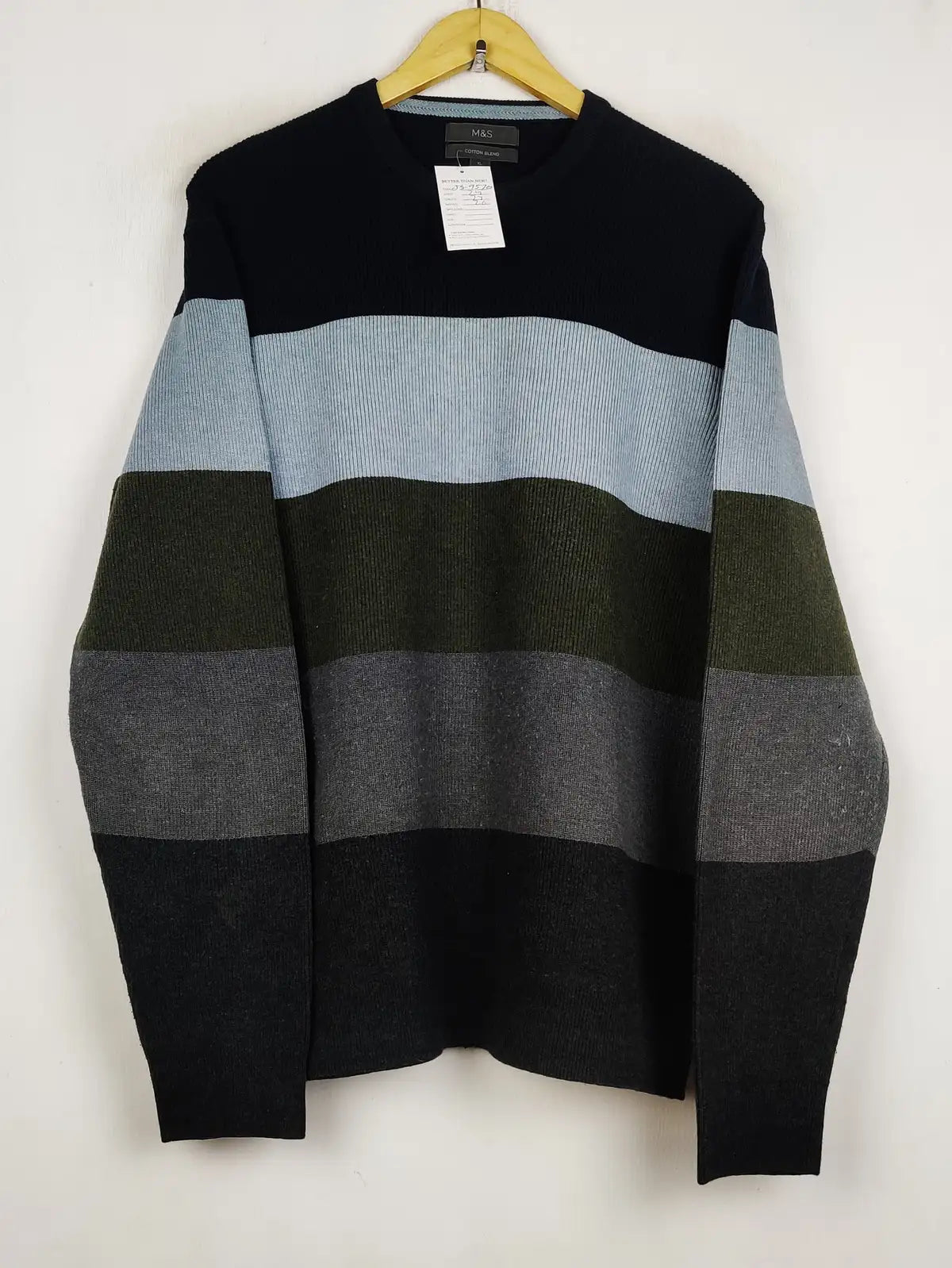 Buy online pre-used pre-loved 100% authentic & Original branded Marks & Spencer (JS-9570) available in Pakistan. Top international brands avilable.