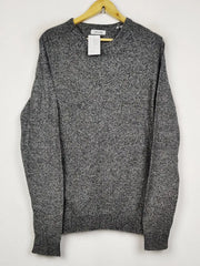 Buy online pre-used pre-loved 100% authentic & Original branded Jack & Jones (JS-9670) available in Pakistan. Top international brands avilable.
