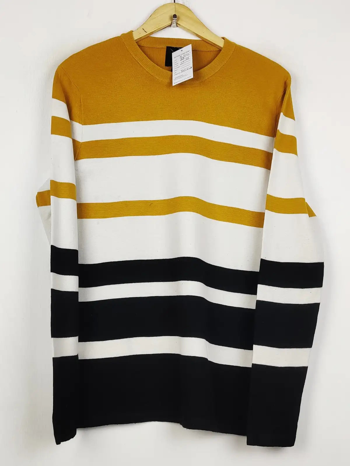 Buy online pre-used pre-loved 100% authentic & Original branded H&M (JS-9745) available in Pakistan. Top international brands avilable.