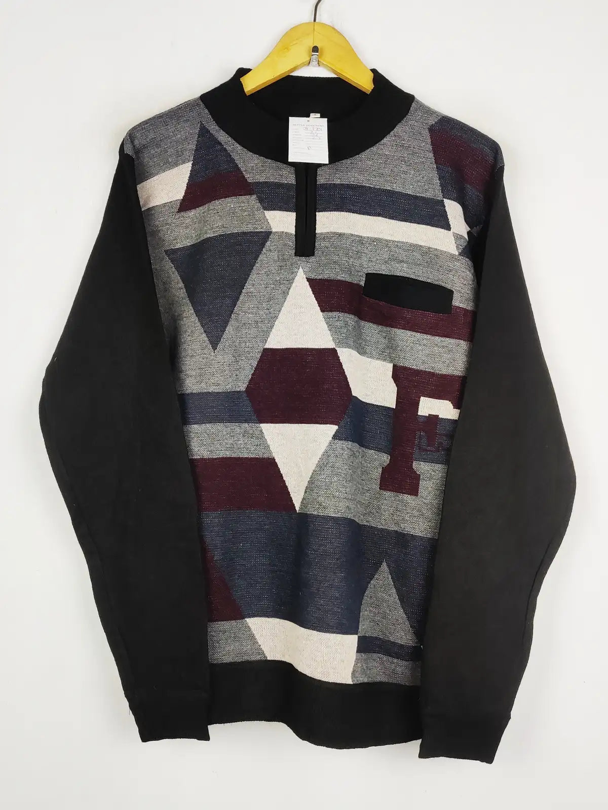 Buy online pre-used pre-loved 100% authentic & Original branded Unknown Brand (JS-9764) available in Pakistan. Top international brands avilable.