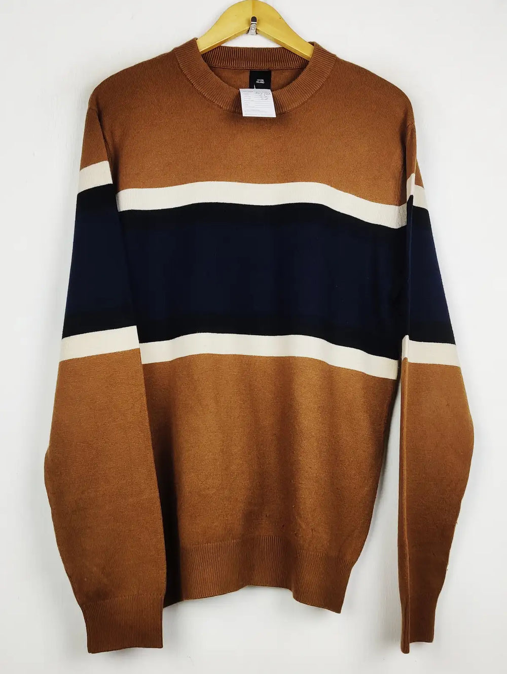 Buy online pre-used pre-loved 100% authentic & Original branded River Island (JS-9788) available in Pakistan. Top international brands avilable.