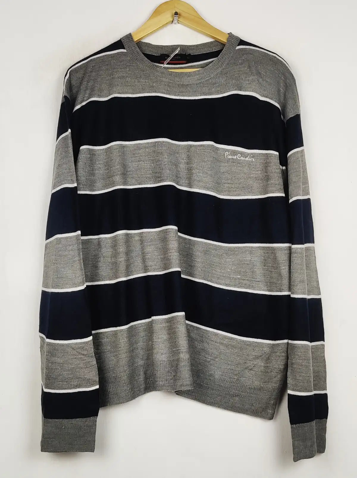 Buy online pre-used pre-loved 100% authentic & Original branded Pierre Cardin (JS-9815) available in Pakistan. Top international brands avilable.
