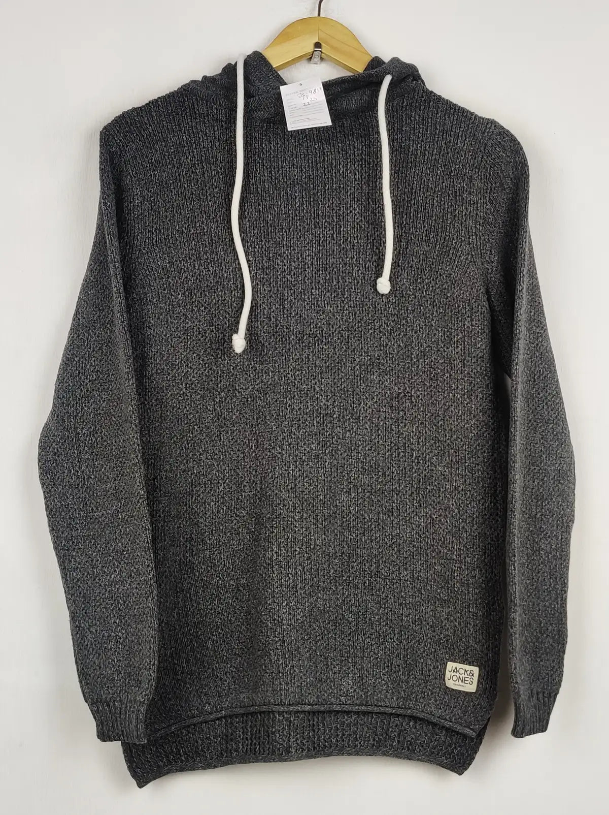 Buy online pre-used pre-loved 100% authentic & Original branded Jack & Jones (JS-9817) available in Pakistan. Top international brands avilable.