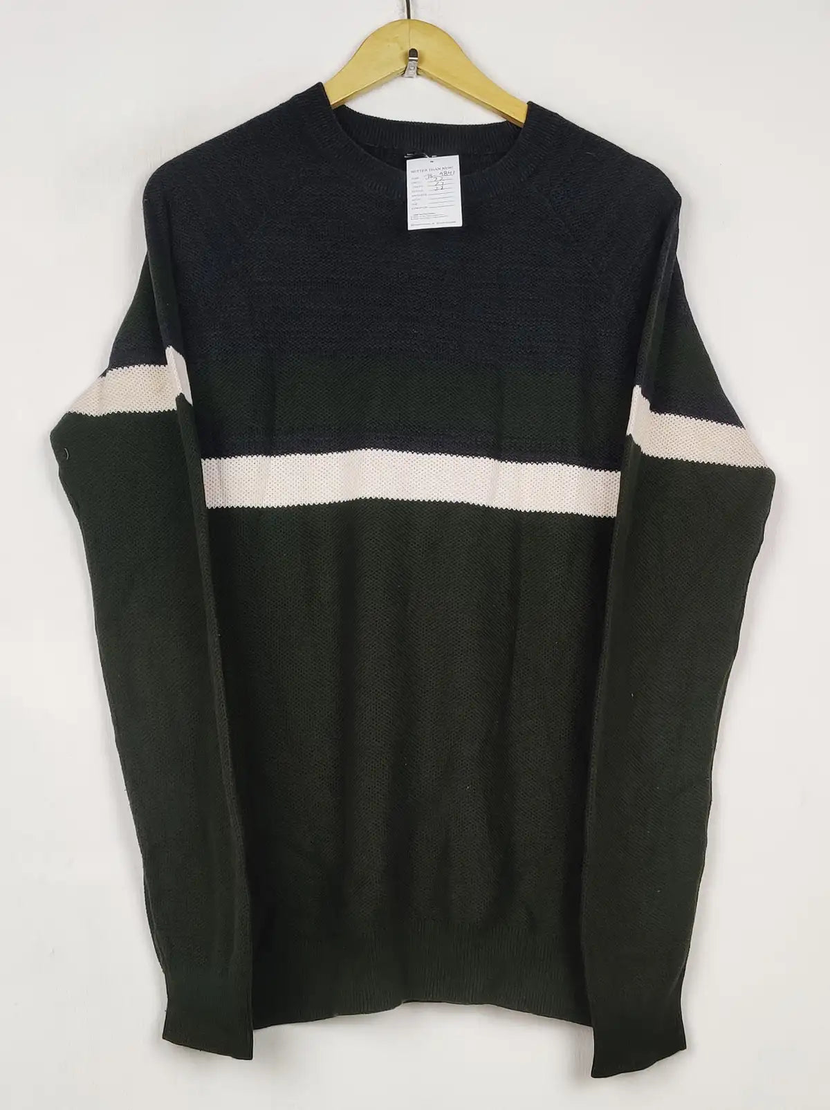 Buy online pre-used pre-loved 100% authentic & Original branded F&F (JS-9841) available in Pakistan. Top international brands avilable.