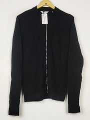Buy online pre-used pre-loved 100% authentic & Original branded Unknown Brand (JS-9848) available in Pakistan. Top international brands avilable.