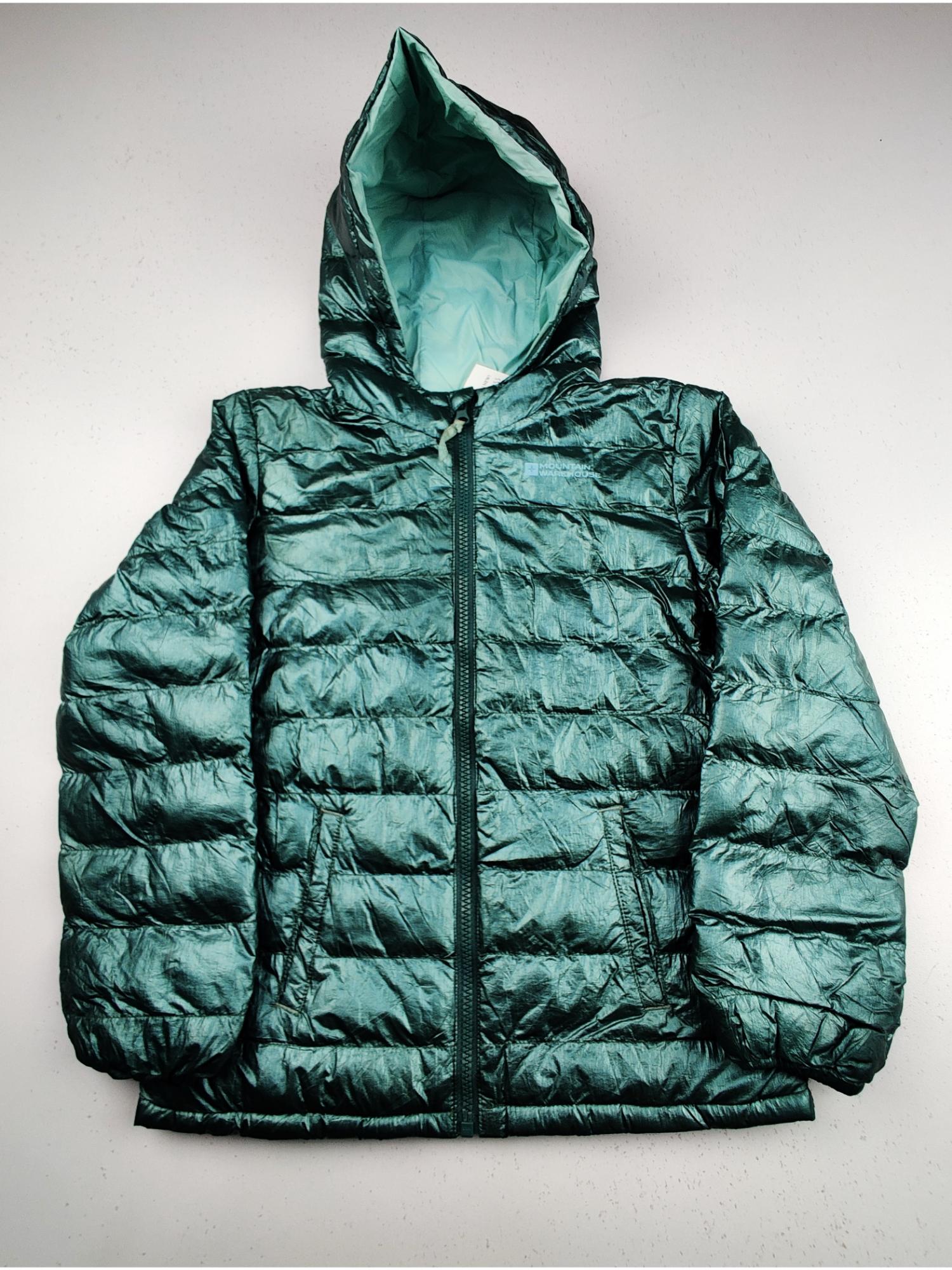 Buy online pre-used pre-loved 100% authentic & Original branded Mountain Warehouse (KJB-155) available in Pakistan. Top international brands avilable.