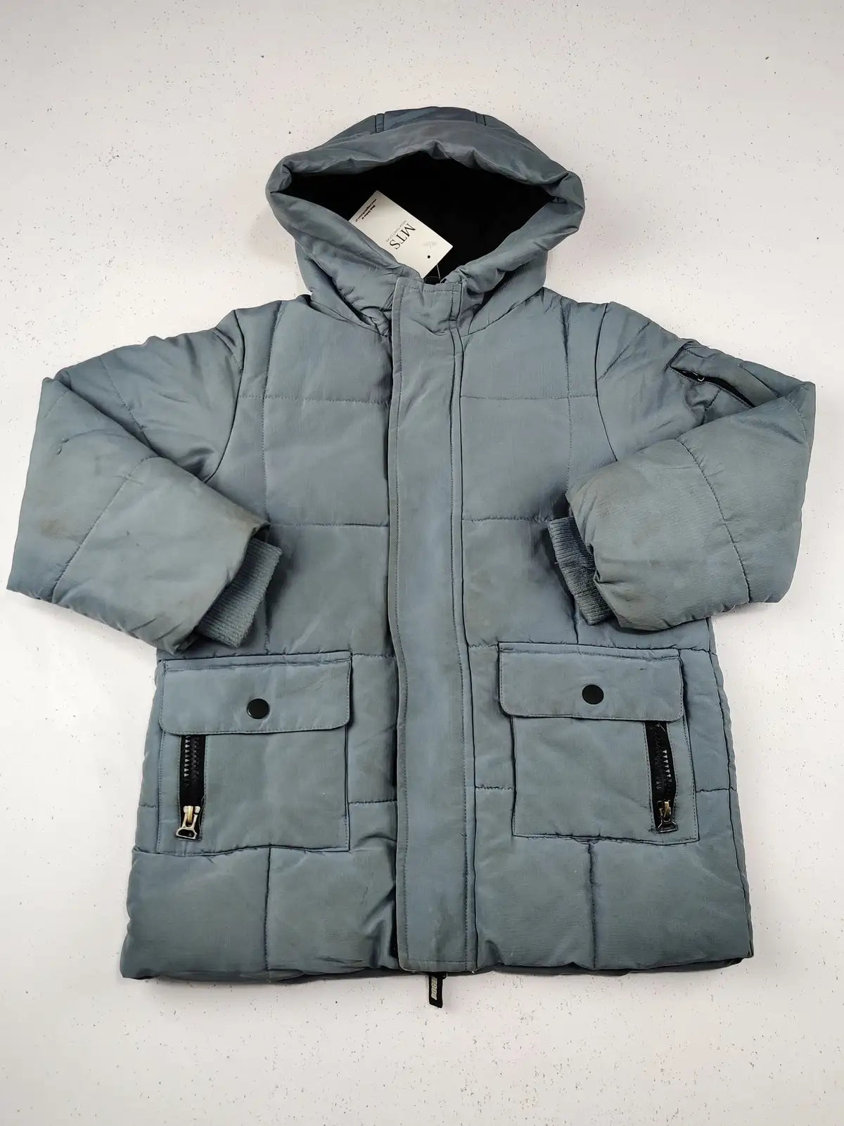 Buy online pre-used pre-loved 100% authentic & Original branded Marks & Spencer (KJB-279) available in Pakistan. Top international brands avilable.