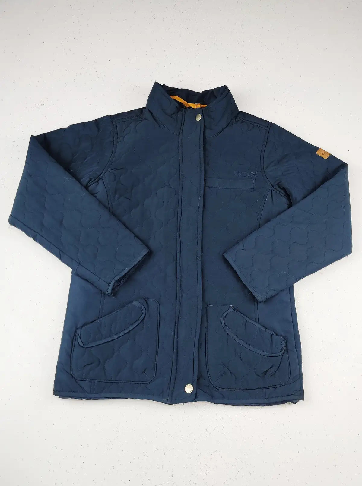 Buy online pre-used pre-loved 100% authentic & Original branded Regatta (KJB-302) available in Pakistan. Top international brands avilable.