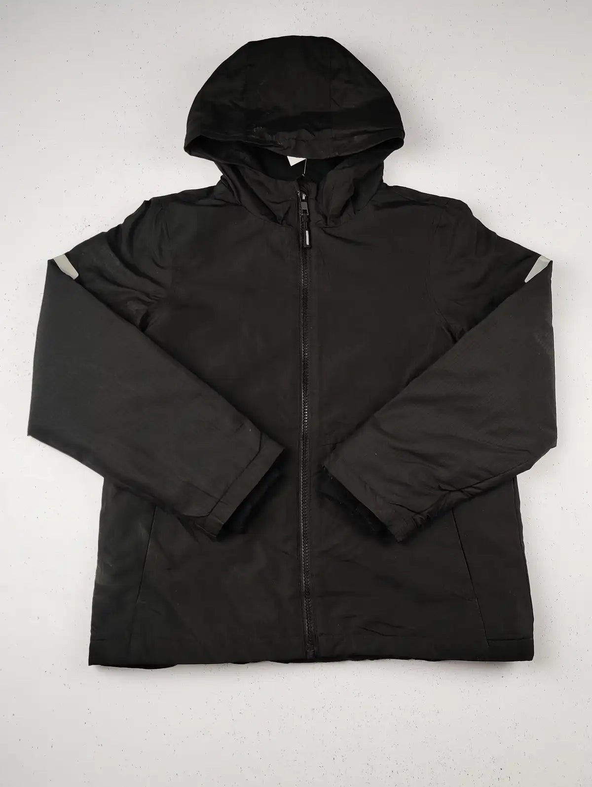 Buy online pre-used pre-loved 100% authentic & Original branded Primark (KJB-373) available in Pakistan. Top international brands avilable.