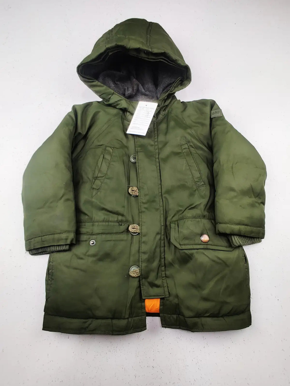 Buy online pre-used pre-loved 100% authentic & Original branded Gap (KJB-428) available in Pakistan. Top international brands avilable.