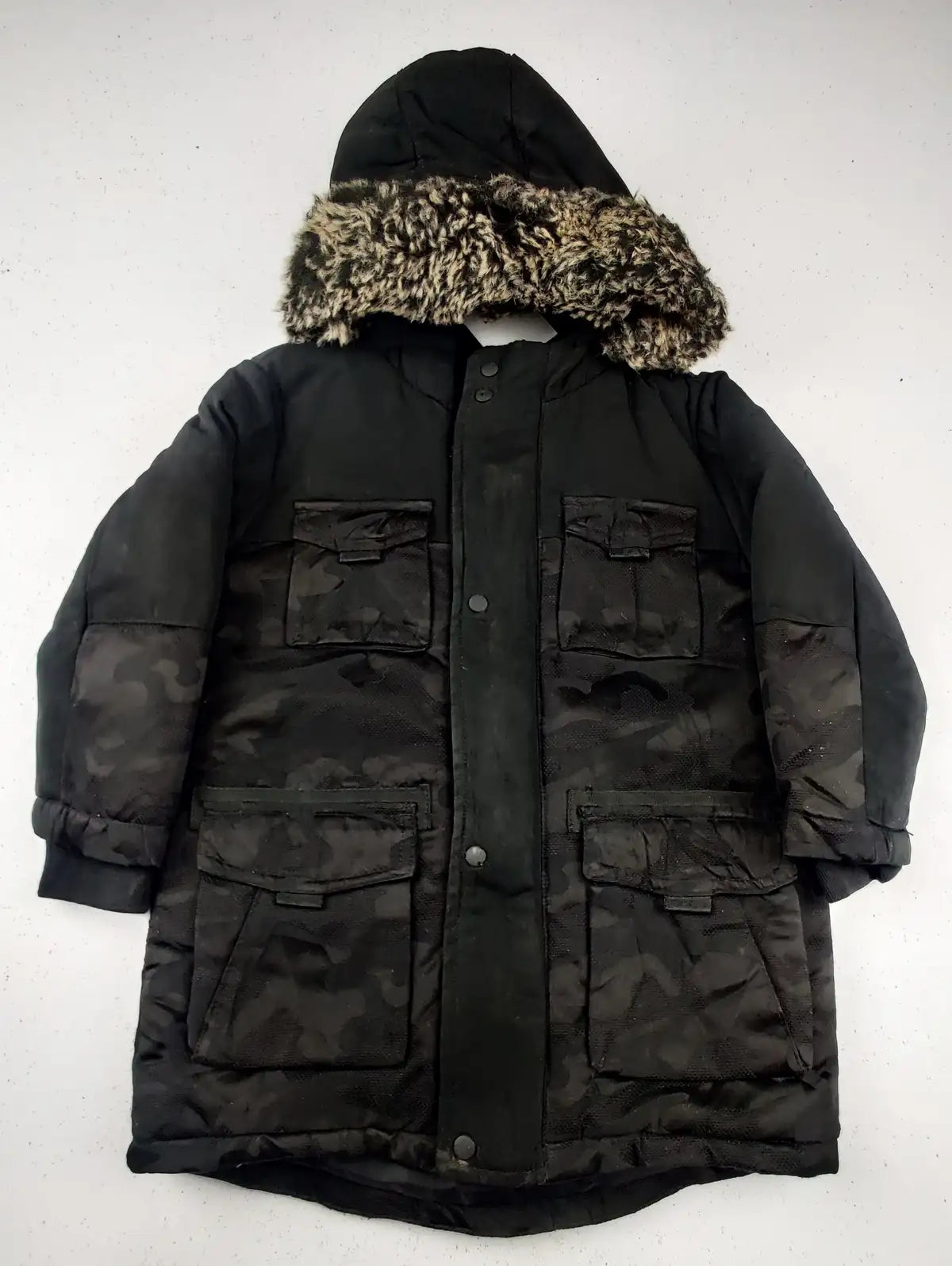 Buy online pre-used pre-loved 100% authentic & Original branded River Island (KJB-450) available in Pakistan. Top international brands avilable.