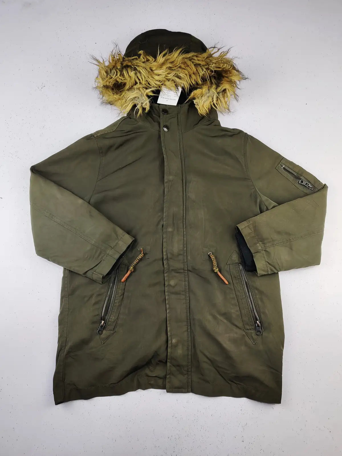 Buy online pre-used pre-loved 100% authentic & Original branded Zara (KJB-481) available in Pakistan. Top international brands avilable.