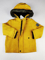 Buy online pre-used pre-loved 100% authentic & Original branded F&F (KJB-521) available in Pakistan. Top international brands avilable.