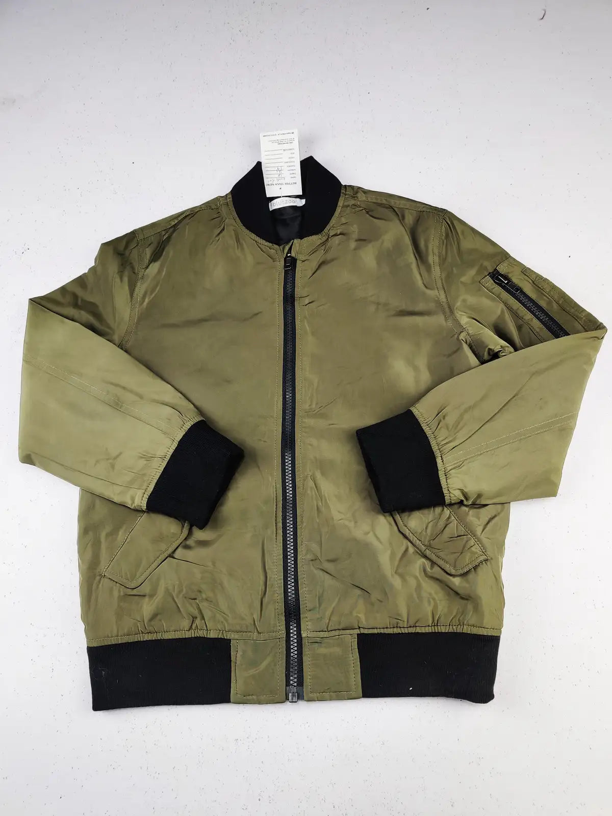 Buy online pre-used pre-loved 100% authentic & Original branded Blue Zoo (KJB-541) available in Pakistan. Top international brands avilable.