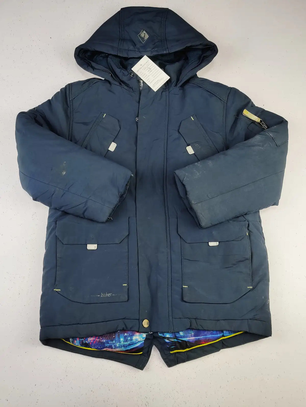 Buy online pre-used pre-loved 100% authentic & Original branded Ted Baker (KJB-564) available in Pakistan. Top international brands avilable.