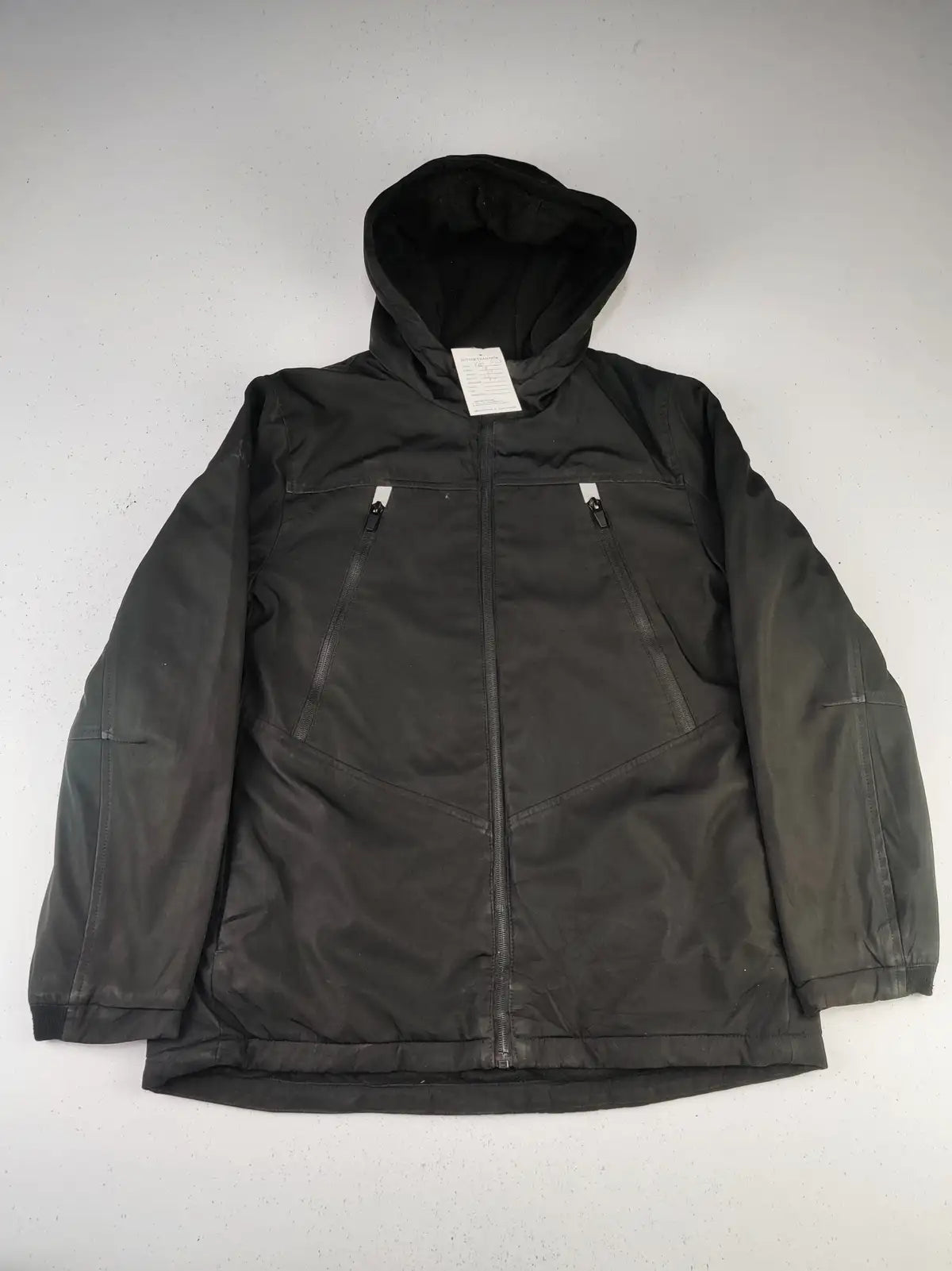 Buy online pre-used pre-loved 100% authentic & Original branded George (KJB-623) available in Pakistan. Top international brands avilable.