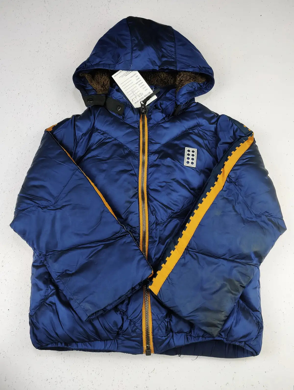 Buy online pre-used pre-loved 100% authentic & Original branded Kabooki (KJB-678) available in Pakistan. Top international brands avilable.