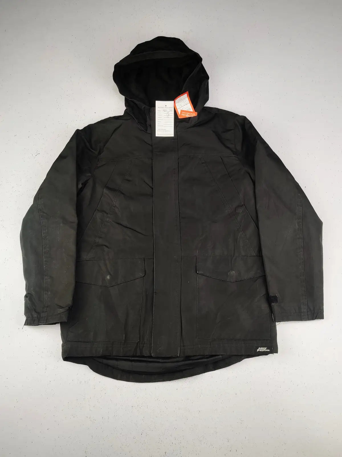 Buy online pre-used pre-loved 100% authentic & Original branded No Fear (KJB-702) available in Pakistan. Top international brands avilable.