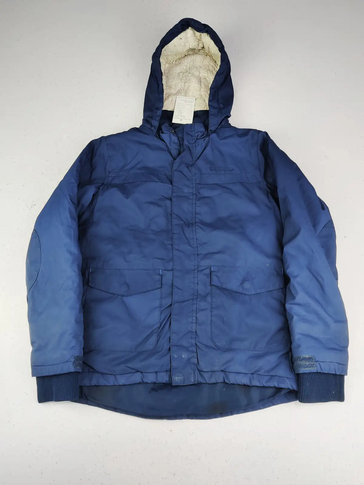 Buy online pre-used pre-loved 100% authentic & Original branded Warehouse (KJB-747) available in Pakistan. Top international brands avilable.