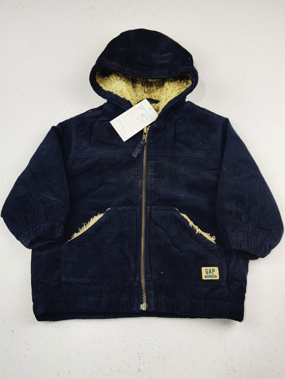 Buy online pre-used pre-loved 100% authentic & Original branded Gap (KJB-7504) available in Pakistan. Top international brands avilable.