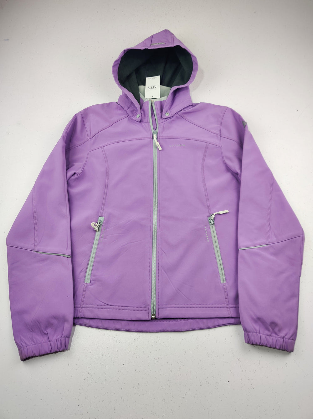 Buy online pre-used pre-loved 100% authentic & Original branded Iceferk (KJB-7513) available in Pakistan. Top international brands avilable.