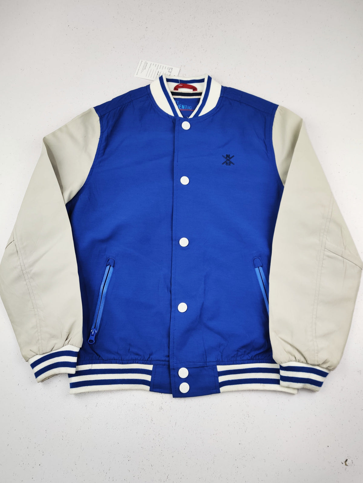 Buy online pre-used pre-loved 100% authentic & Original branded Next (KJB-7526) available in Pakistan. Top international brands avilable.