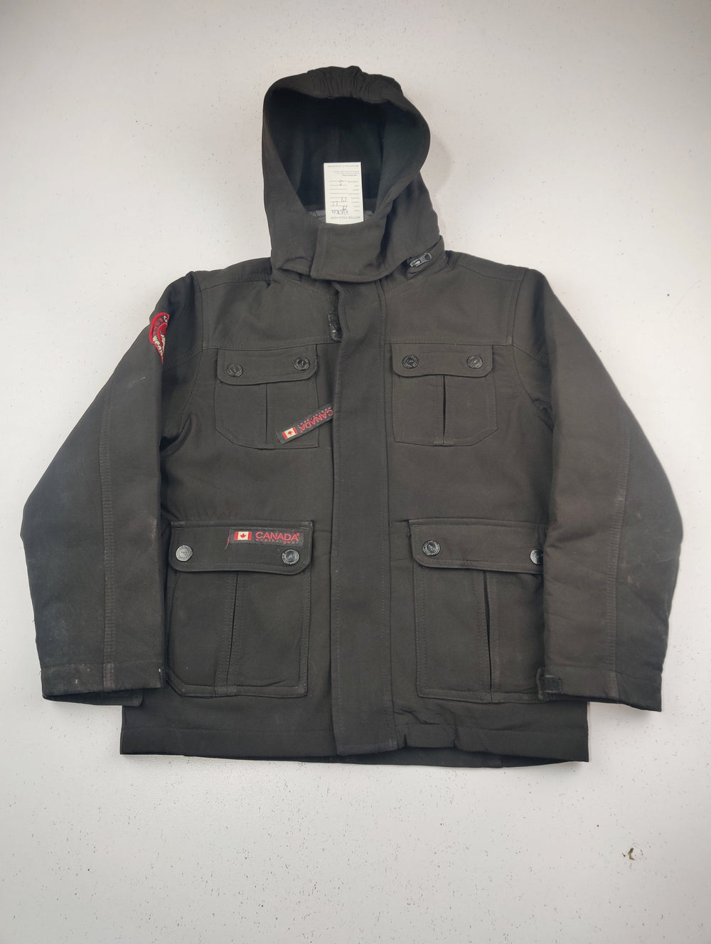 Buy online pre-used pre-loved 100% authentic & Original branded Canada (KJB-7560) available in Pakistan. Top international brands avilable.