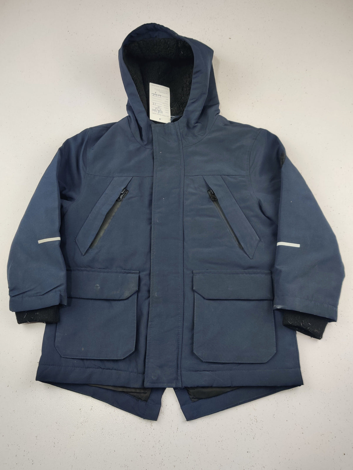 Buy online pre-used pre-loved 100% authentic & Original branded Primark (KJB-7601) available in Pakistan. Top international brands avilable.