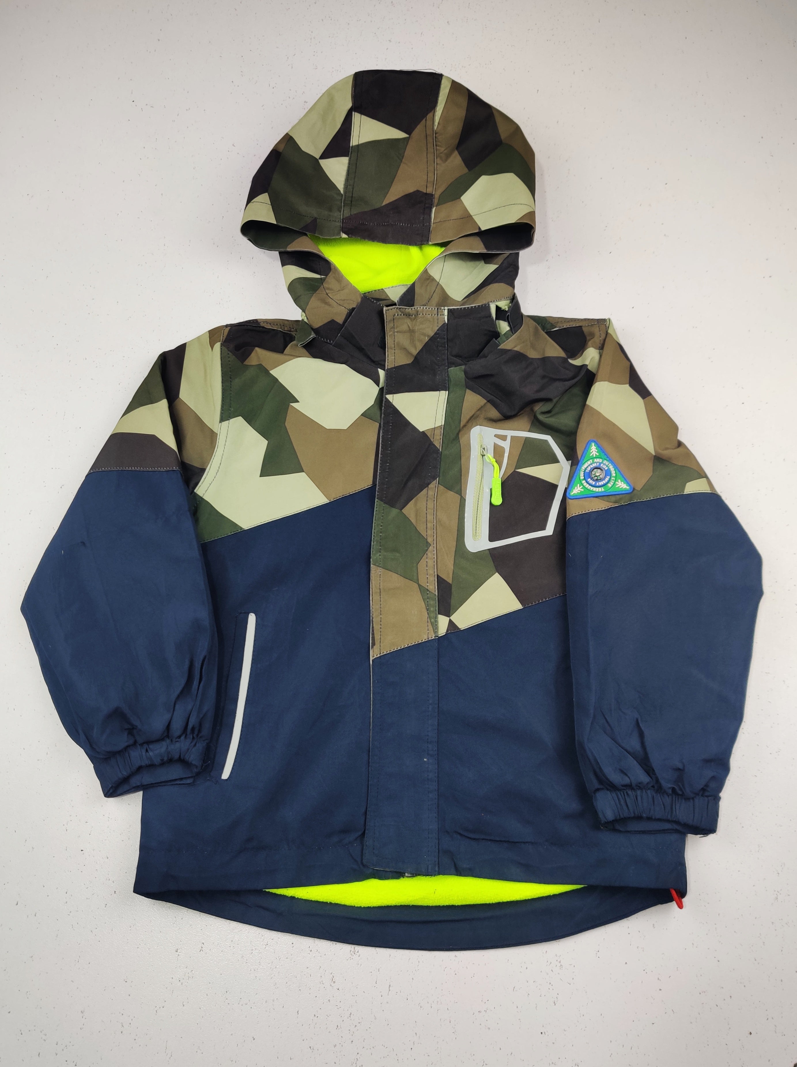 Buy online pre-used pre-loved 100% authentic & Original branded Top&Sky (KJB-7610) available in Pakistan. Top international brands avilable.