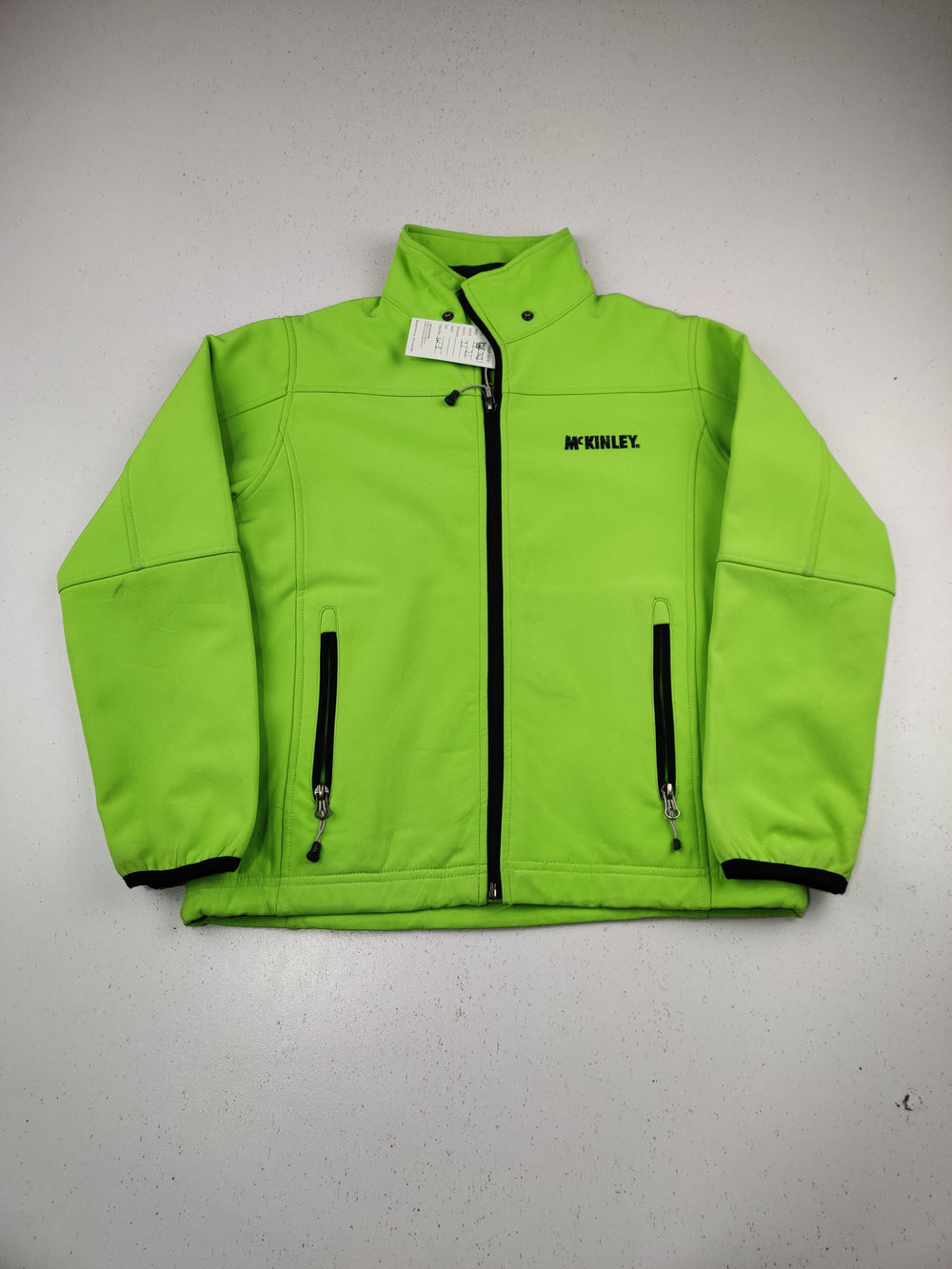Buy online pre-used pre-loved 100% authentic & Original branded Mckinley (KJB-7631) available in Pakistan. Top international brands avilable.