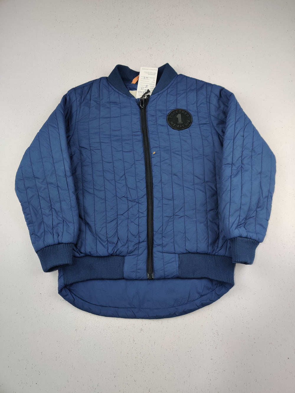 Buy online pre-used pre-loved 100% authentic & Original branded Molo (KJB-7632) available in Pakistan. Top international brands avilable.