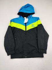 Buy online pre-used pre-loved 100% authentic & Original branded Hummel (KJB-7655) available in Pakistan. Top international brands avilable.
