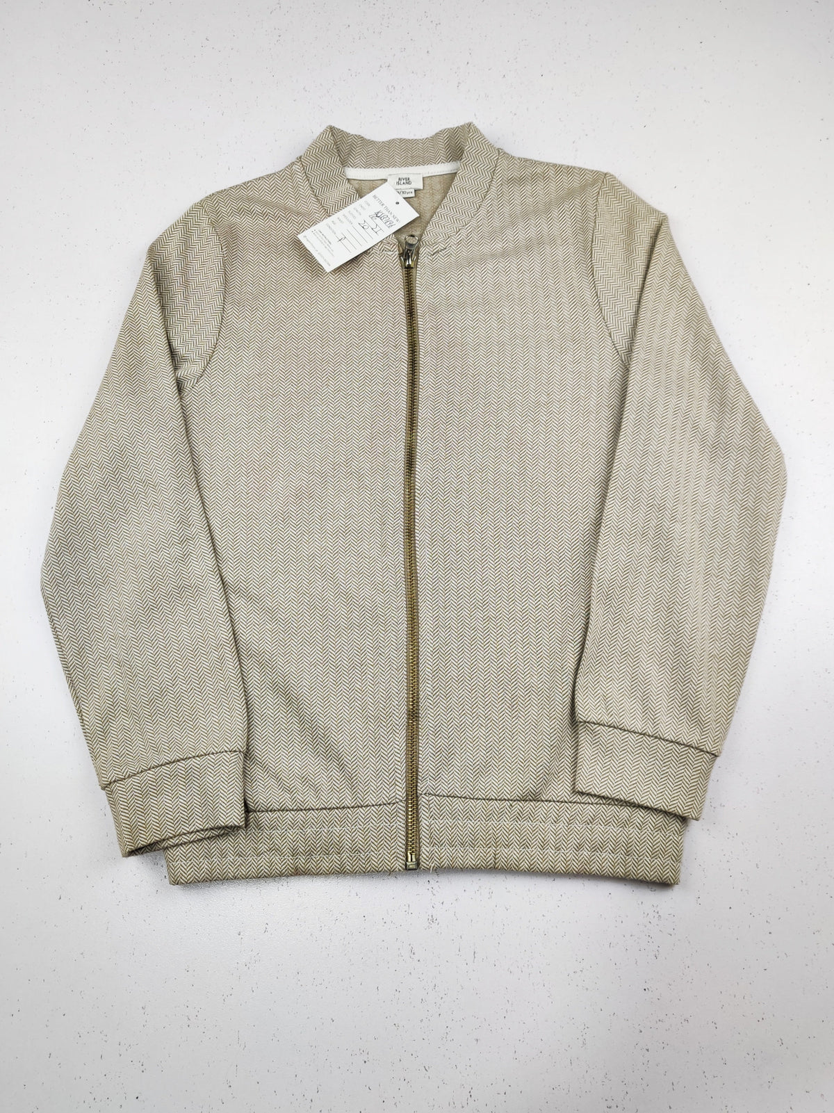Buy online pre-used pre-loved 100% authentic & Original branded River Island (KJB-7696) available in Pakistan. Top international brands avilable.