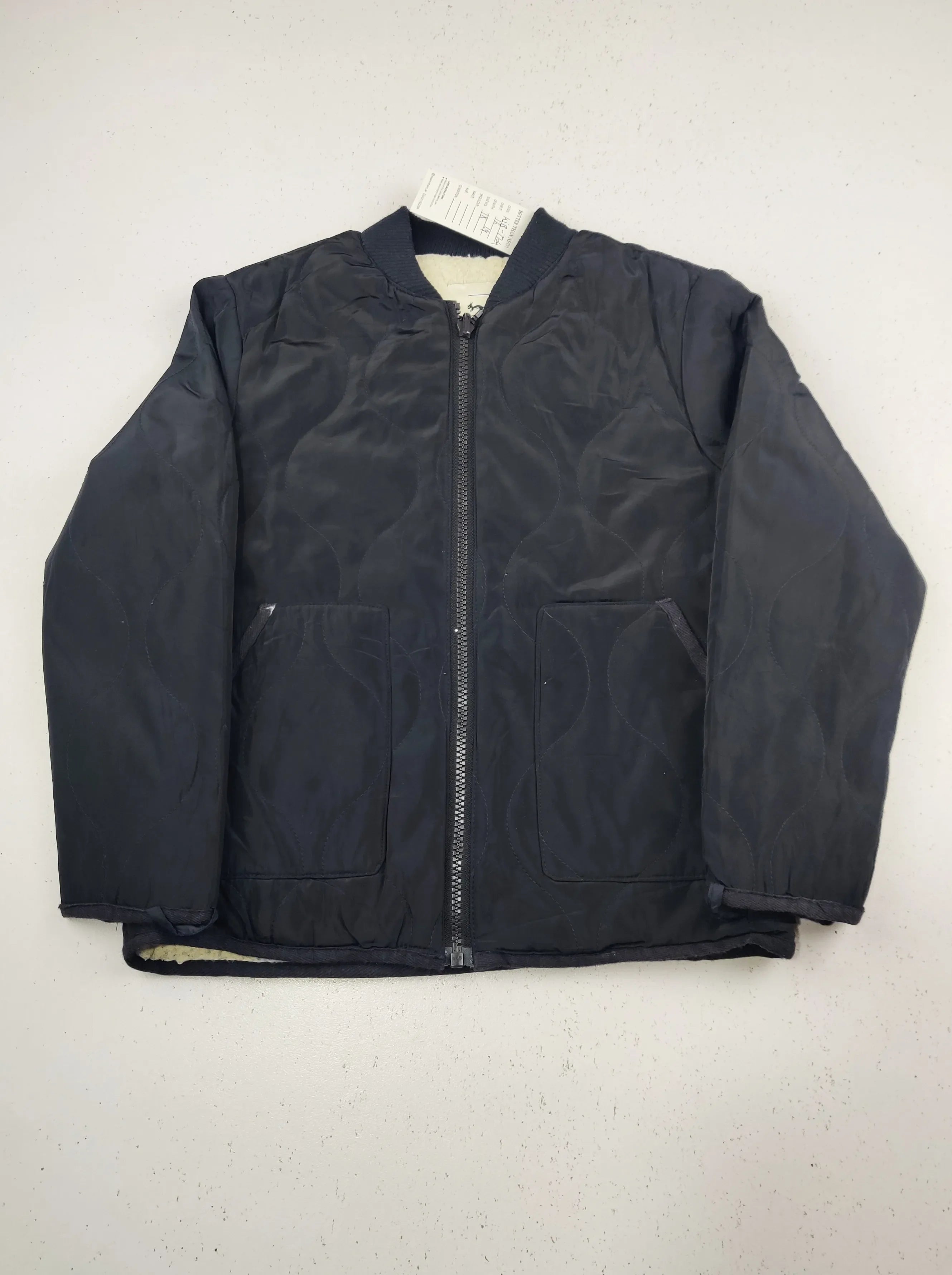 Buy online pre-used pre-loved 100% authentic & Original branded Cyrillus (KJB-7704) available in Pakistan. Top international brands avilable.